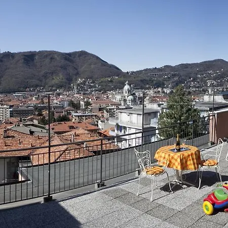 Silky House With Private Parking * Como