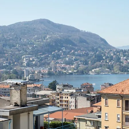 Silky House With Private Parking Apartament