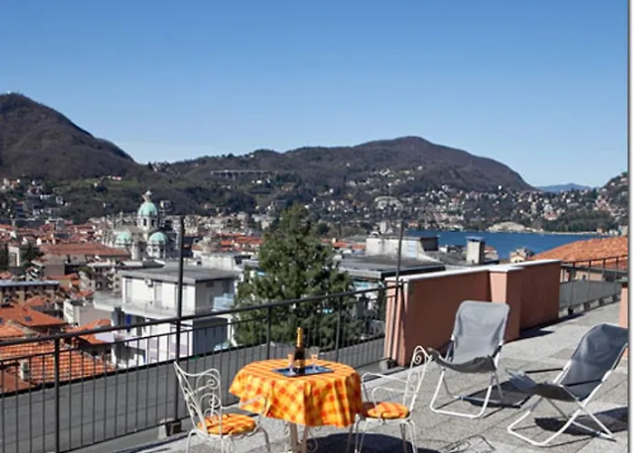 Silky House With Private Parking *