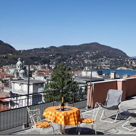 Silky House With Private Parking *