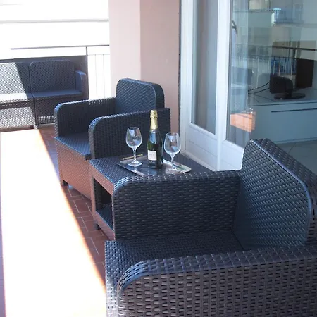 Apartment Silky House With Private Parking