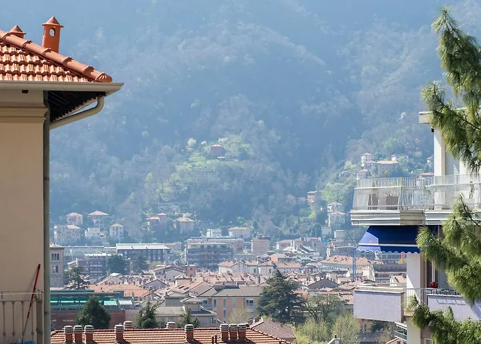 Silky House With Private Parking