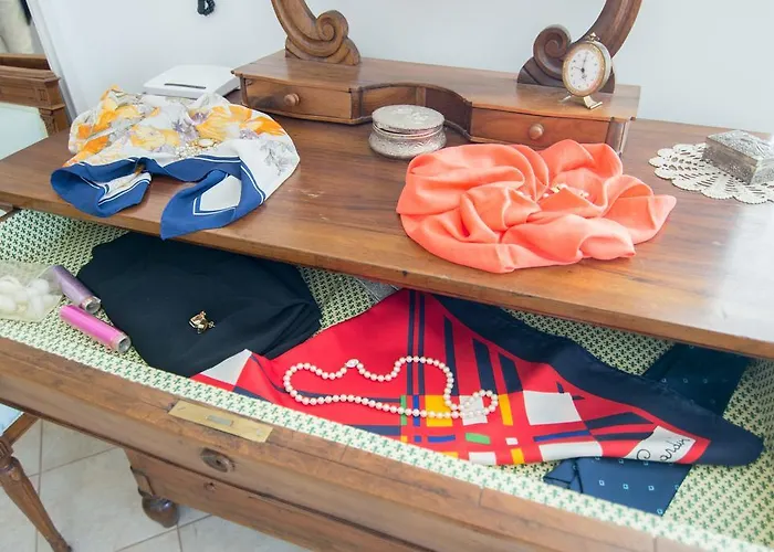 Silky House With Private Parking