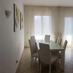 Apartment Silky House With Private Parking *