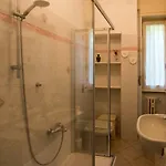 Silky House With Private Parking * Como