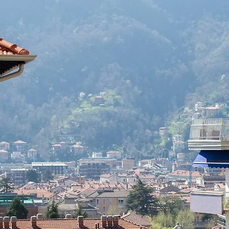 Silky House With Private Parking