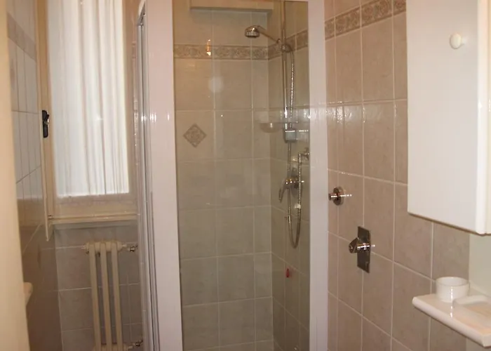 Silky House With Private Parking Appartement *