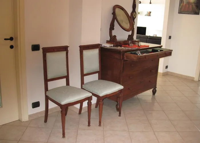 Silky House With Private Parking Appartement