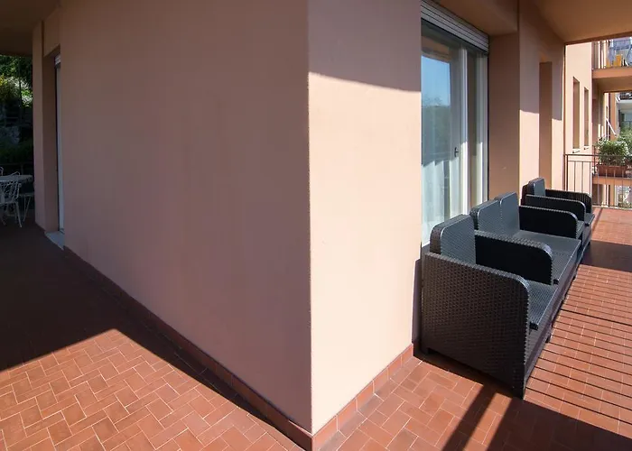 Silky House With Private Parking Appartement *